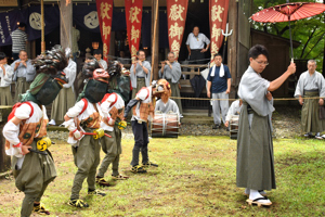 豊年獅子舞の画像