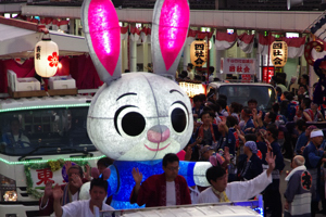 東栄町内会のからくり万灯の画像