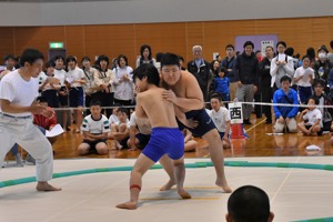 男子の部の取り組みの画像