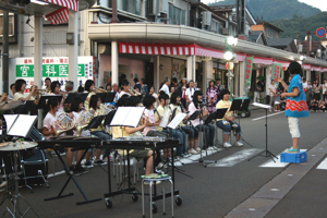 小千谷高校吹奏楽部の演奏の画像