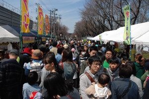 うまいもの広場の画像